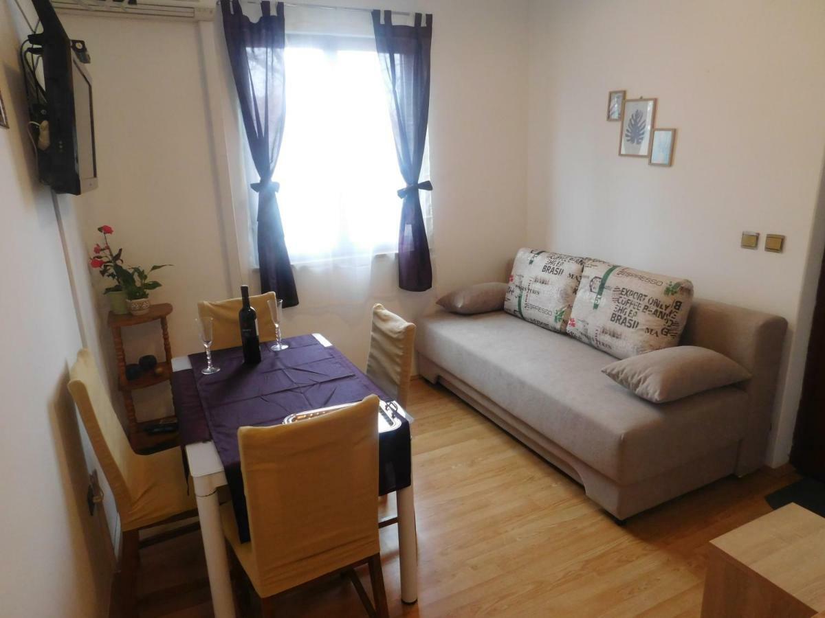 Apartment Artusi Pula Dış mekan fotoğraf